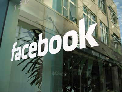 Facebook and Yahoo! make peace